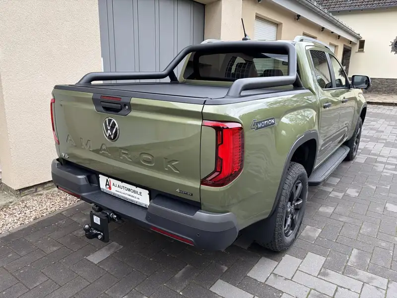 Volkswagen Amarok 3.0 TDi PanAmericana mit Rollcover in Reed Green – Foto 4 von 17