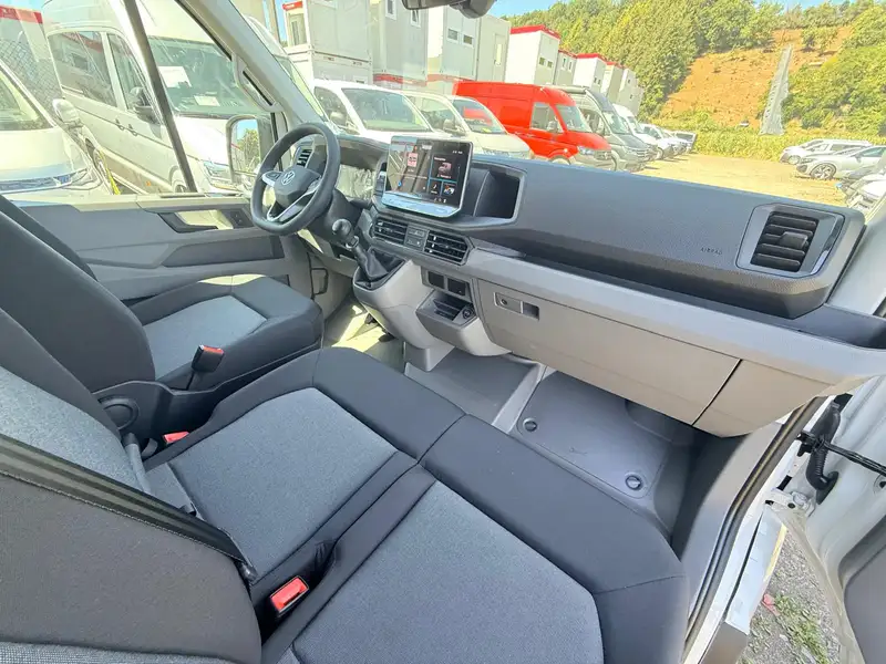 Volkswagen Crafter Kasten 35 mittellang Hochdach FWD – Bild 8