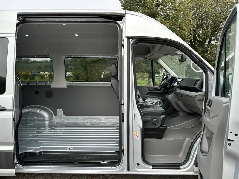 Volkswagen Crafter Kasten Kombi 35 Hochdach Mittellang – Bild 5