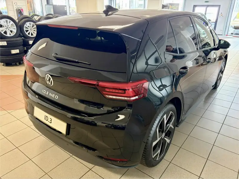 Volkswagen ID.3 Neo Life 140 kW Wärmep in Grenadillschwarz – Foto 3 von 12