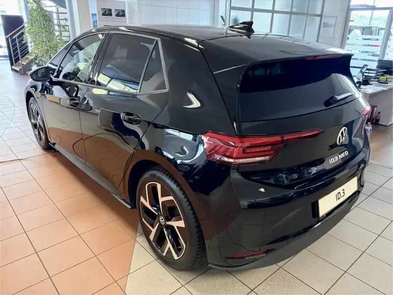 Volkswagen ID.3 Neo Life 140 kW Wärmep in Grenadillschwarz – Foto 4 von 12