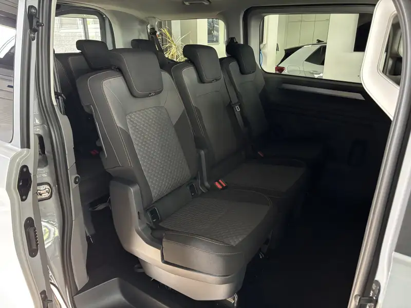 Volkswagen T7 Caravelle Panamericana 2.0 TDi Automatik KR 9 – Bild 4