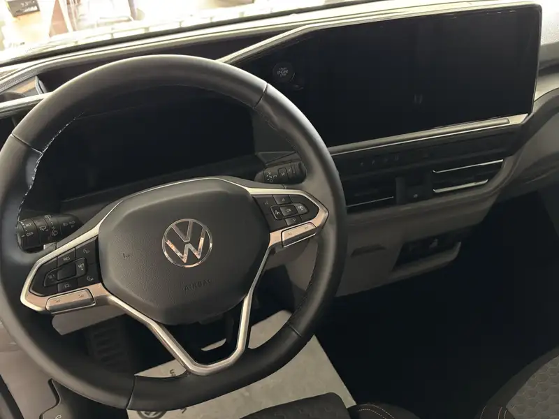 Volkswagen T7 Caravelle Panamericana 2.0 TDi Automatik KR 9 – Bild 13