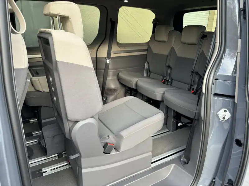 Volkswagen T7 Multivan 1,5 TSI OPF DSG Edition – Bild 17