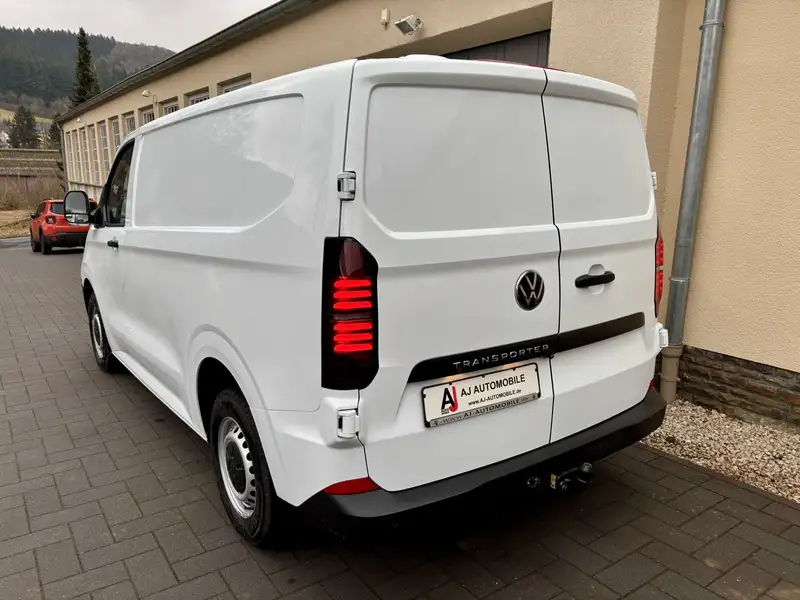 Volkswagen T7 Transporter 2.0 TDi Kastenwagen – Bild 5