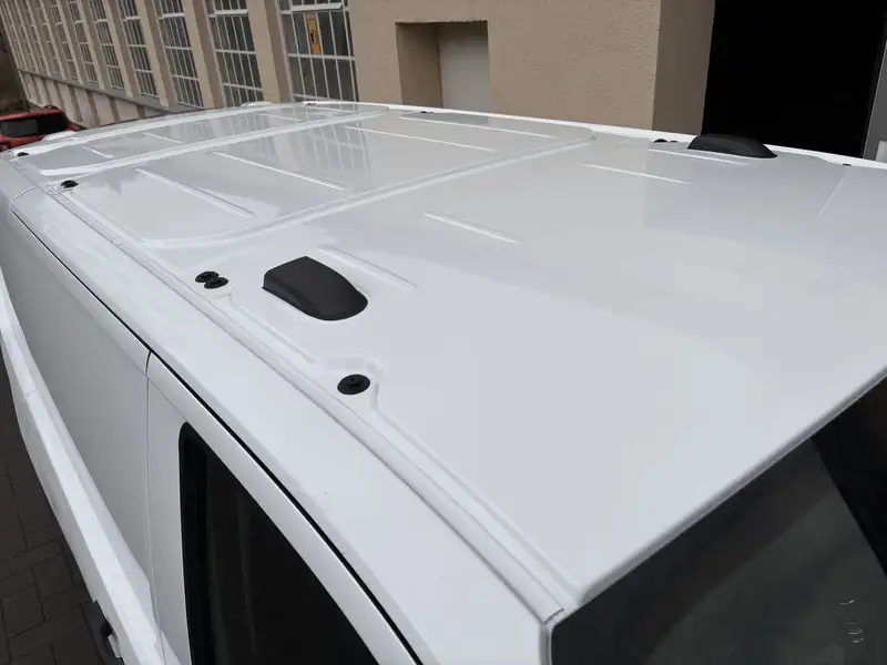Volkswagen T7 Transporter 2.0 TDi Kastenwagen – Bild 8