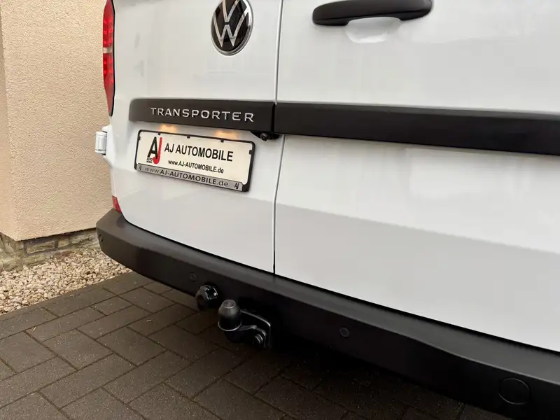 Volkswagen T7 Transporter 2.0 TDi Kastenwagen – Bild 9