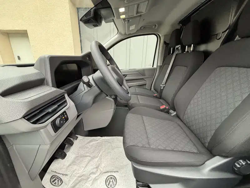 Volkswagen T7 Transporter 2.0 TDi Kastenwagen – Bild 19
