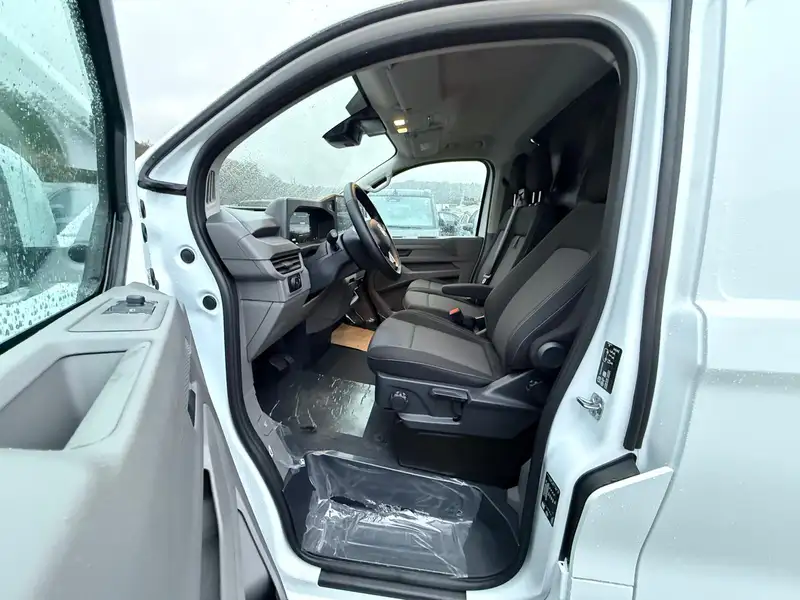 Volkswagen T7 Transporter E Elektro BEV 160 kW RWD KR – Bild 10