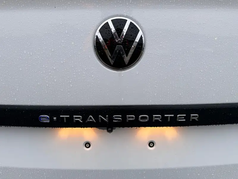 Volkswagen T7 Transporter E Elektro BEV 160 kW RWD KR – Bild 13